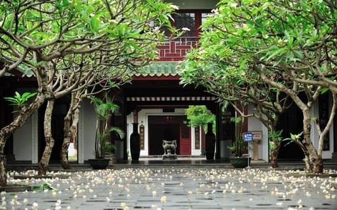 琼台师范学院·幽香的琼台书院