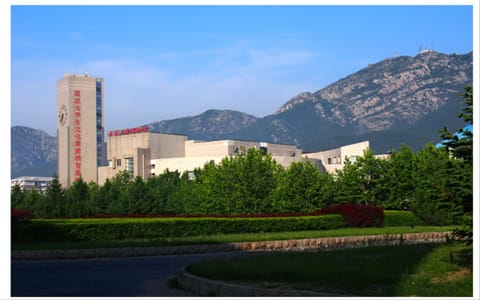 大连大学·素质教育基地远景
