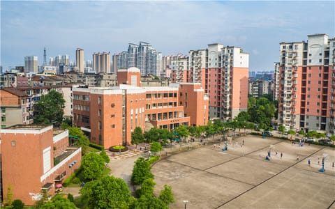 赣东学院·南区操场