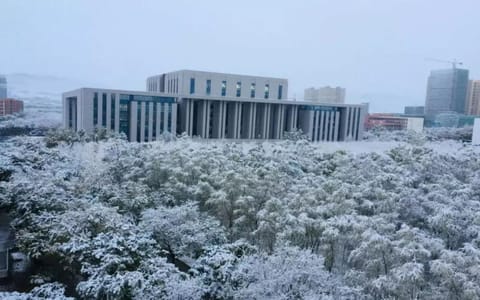 兰州理工大学·雪景