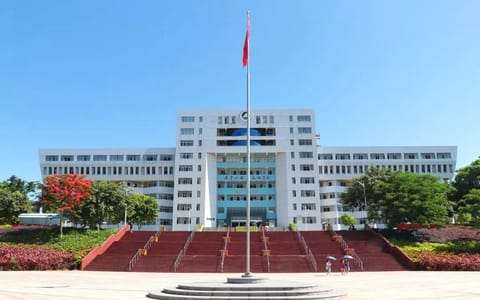 广东海洋大学·湖光校区