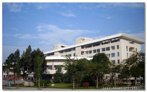 皖西学院·校园一角