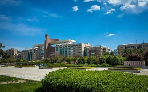 西北政法大学·碧应蓝天