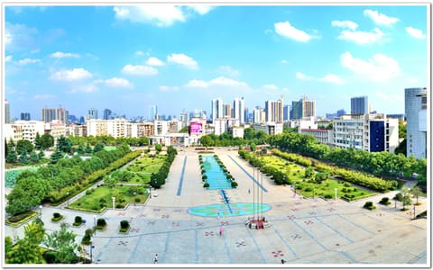 南华大学·南华广场