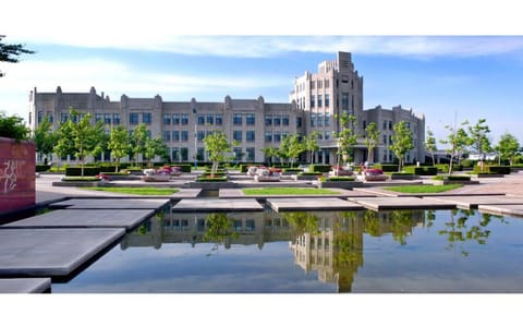 辽宁大学·蒲河校区校部办公楼