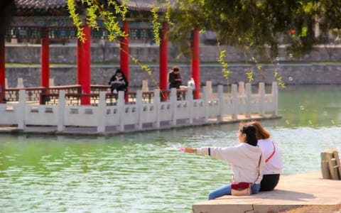 山西师范大学·湖畔