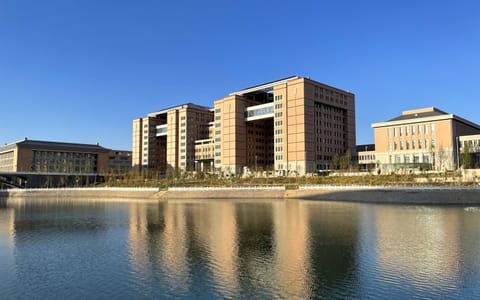 新疆医科大学·校园风光