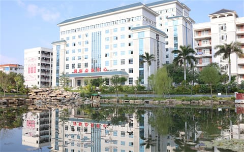右江民族医学院·校园风光