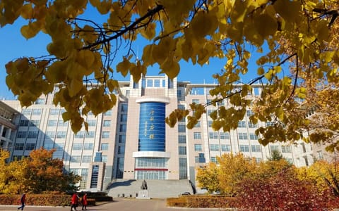 吉林大学·唐熬庆楼