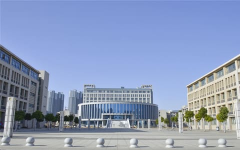 河南开封科技传媒学院·文化广场