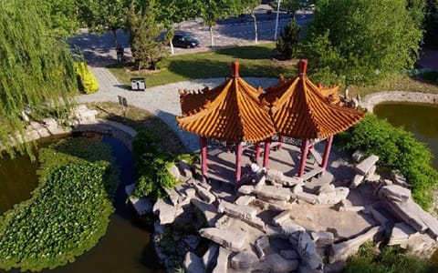 天津商业大学·湖心亭1