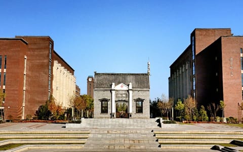 山西医科大学·校医