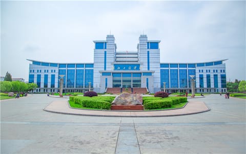 湖北工程学院·图书馆