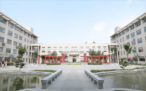 济宁学院·文苑