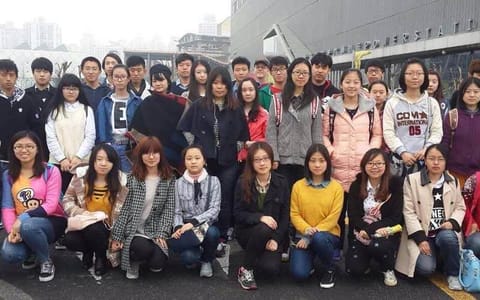 上海兴伟学院·学生合影