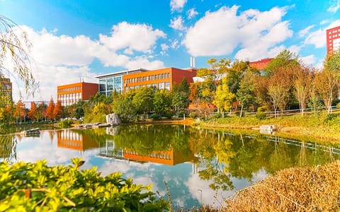 云南经济管理学院·校园美景