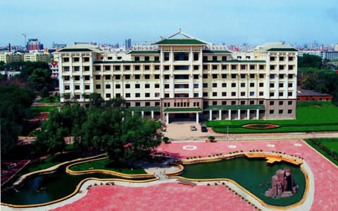 哈尔滨医科大学·校园风光1