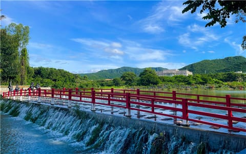三亚学院·红桥