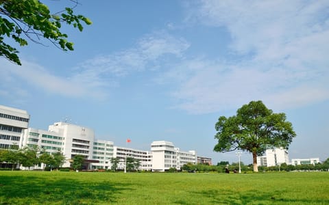 韶关学院·行政楼