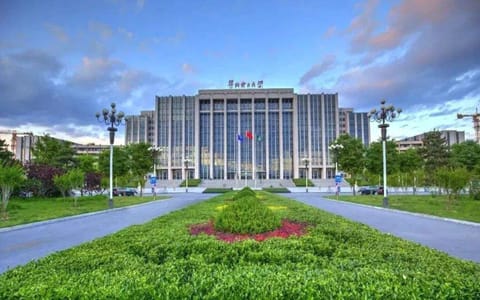华北电力大学(北京)·主楼