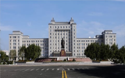 哈尔滨师范大学·江北校区行知广场