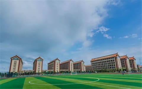 北部湾大学·西区田径场