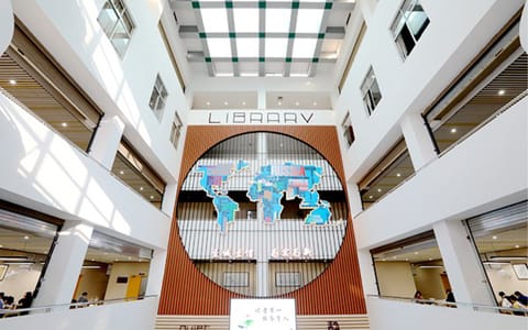 湖南工商大学·图书馆内景