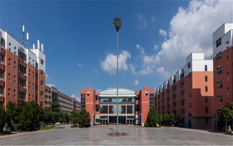 商丘工学院·东苑
