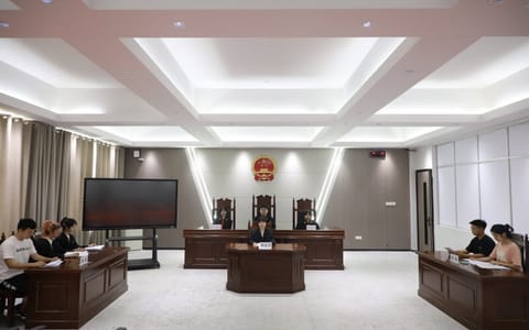 中南林业科技大学涉外学院·模拟法庭