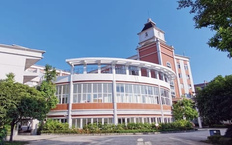重庆外语外事学院·渝北校区艺术楼