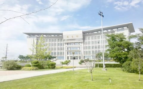 锦州医科大学·图书馆