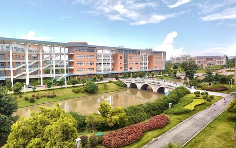 广东外语外贸大学·南区实验楼
