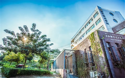 湖南工程学院·木鱼湖艺术工作室