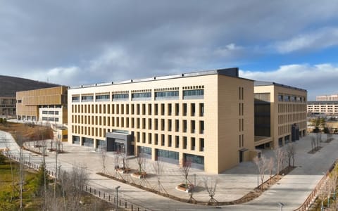 青海理工学院·校园风光