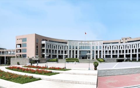 洛阳理工学院·开元校区图书馆