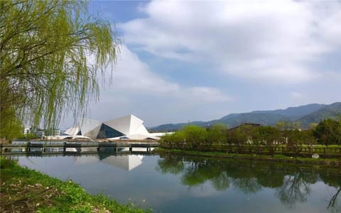 浙江科技大学·西密湖畔