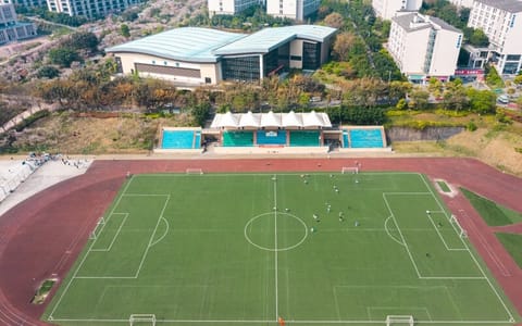 重庆外语外事学院·綦江校区体育馆及运动场