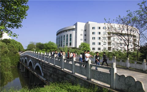 湖北科技学院·校园风光5