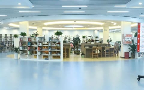 贵州工程应用技术学院·校园风光