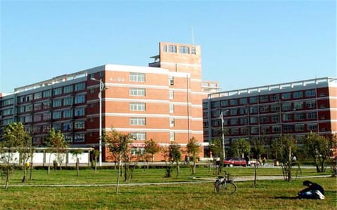 新乡学院·教学楼2