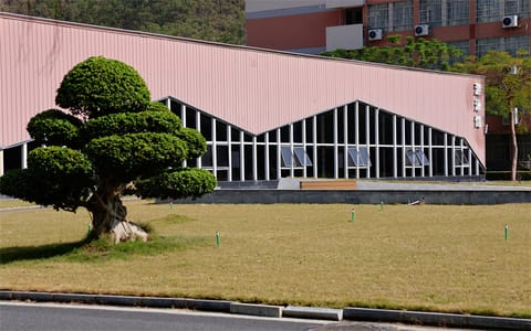 广东理工学院·运动场所-游泳馆