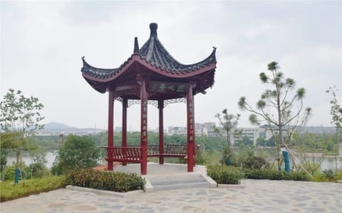 南京工业职业技术大学·亭