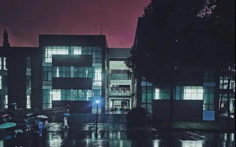 成都师范学院·夜幕下的教学楼