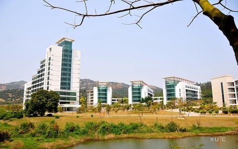 厦门大学嘉庚学院·生化大楼