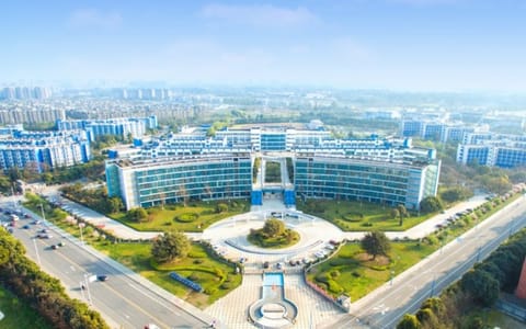 电子科技大学成都学院·DJI_00752