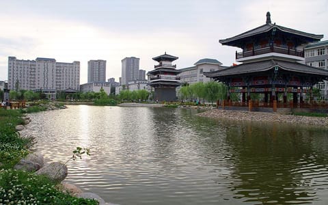 陕西理工大学·湖光春色