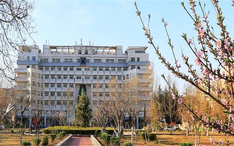 济南大学·济南大学
