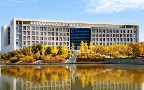 安徽工业大学·倒影