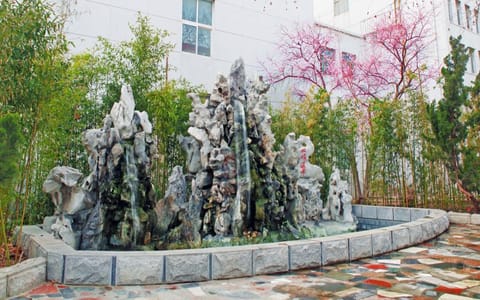 大连交通大学·双峰瀑布