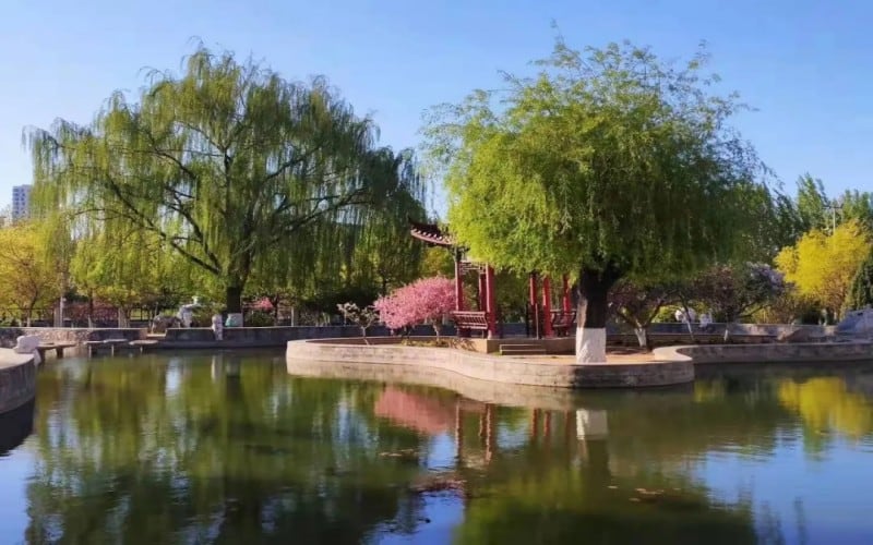 河北科技师范学院主图·校园风光